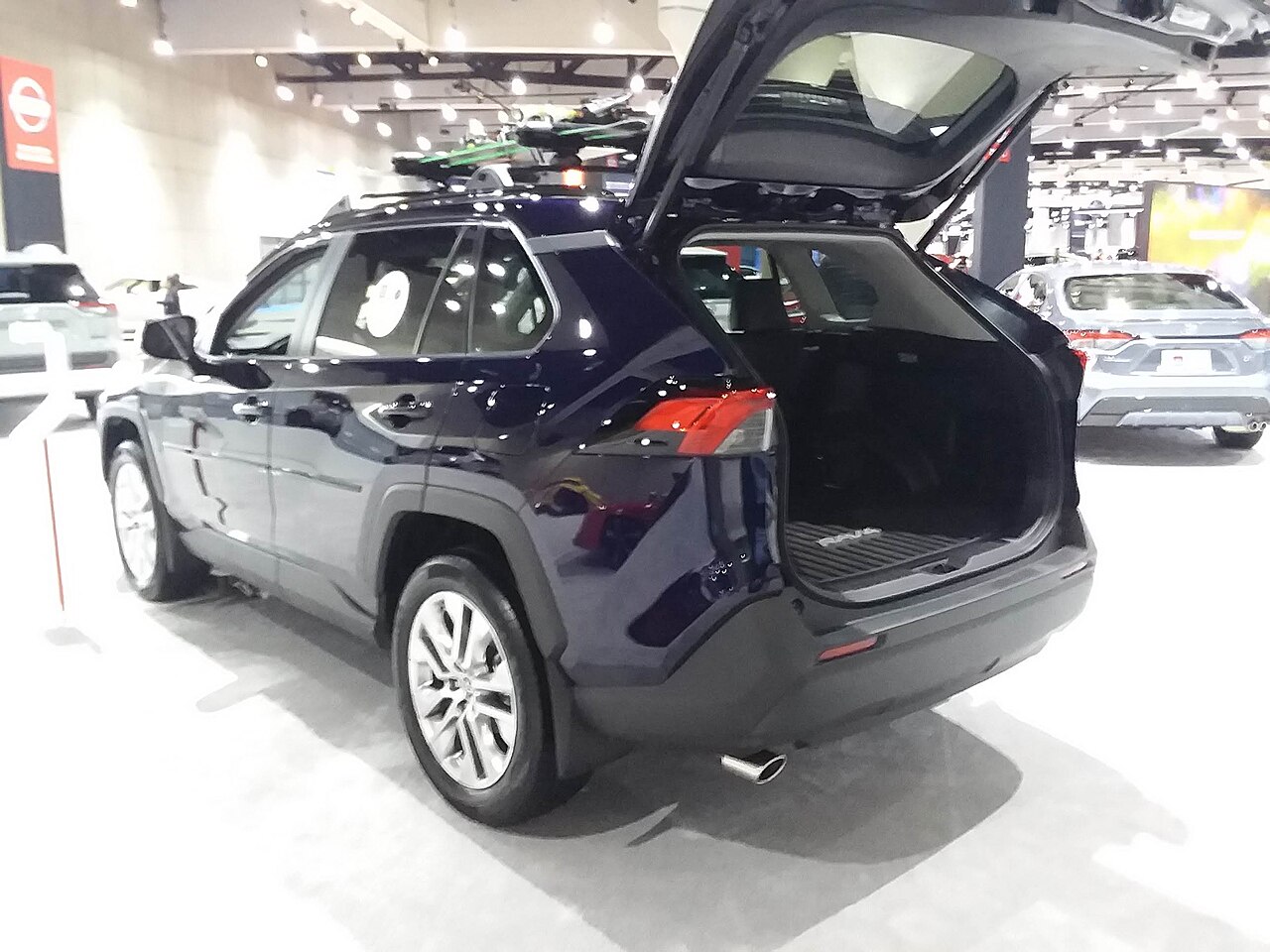 Toyota RAV4 2019 - Imagen 5